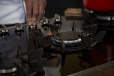 Réglez la température sur feu chaud.