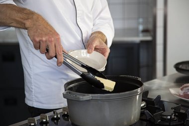 Attendez que le mélange ne crépite plus.