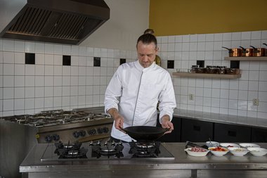 Prenez un wok.