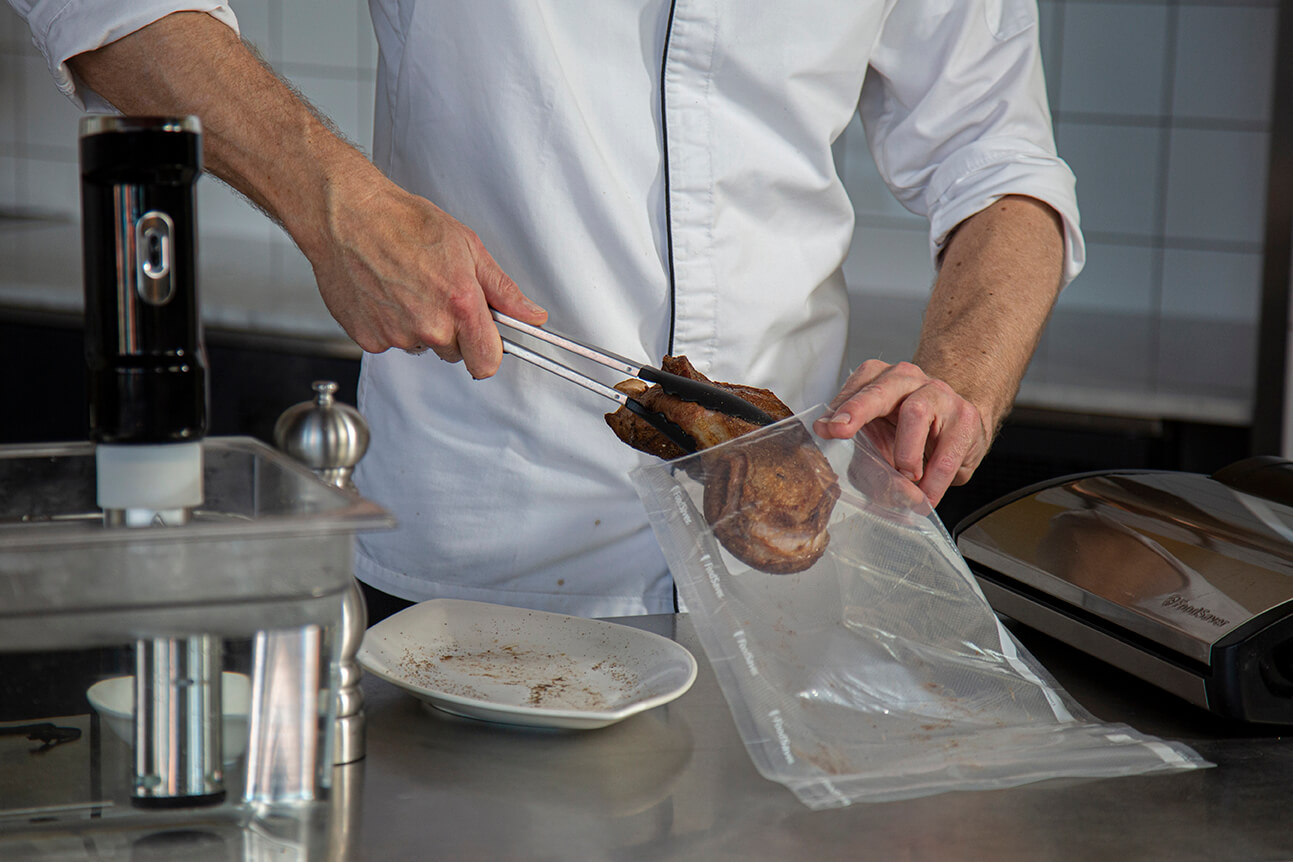 [Translate to Français:] bereiding-sous-vide-kalfsvlees